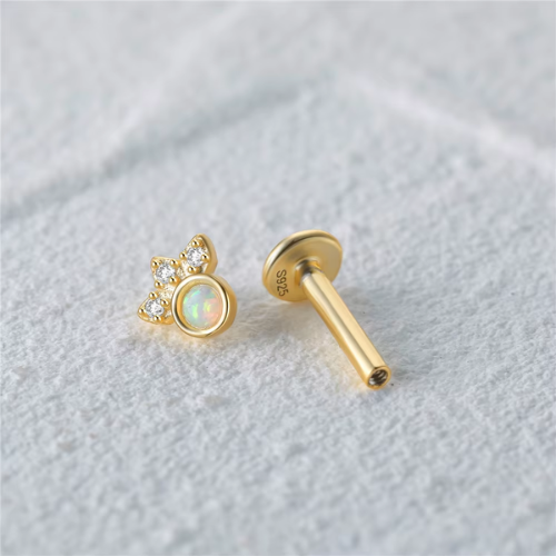 Tiara stud earring