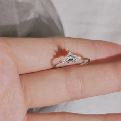 Clova Ring